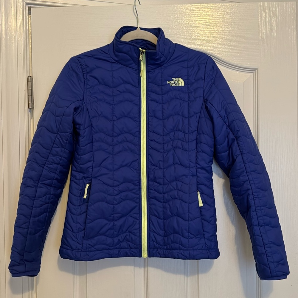 North Face lightweight puffer jacket